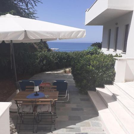 Billie'S Holiday Preveza Exterior photo